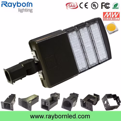 Sensor de movimiento Lámpara inteligente 100W / 150W / 200W Luz de calle LED para estacionamiento Área de vía de pista de jardín